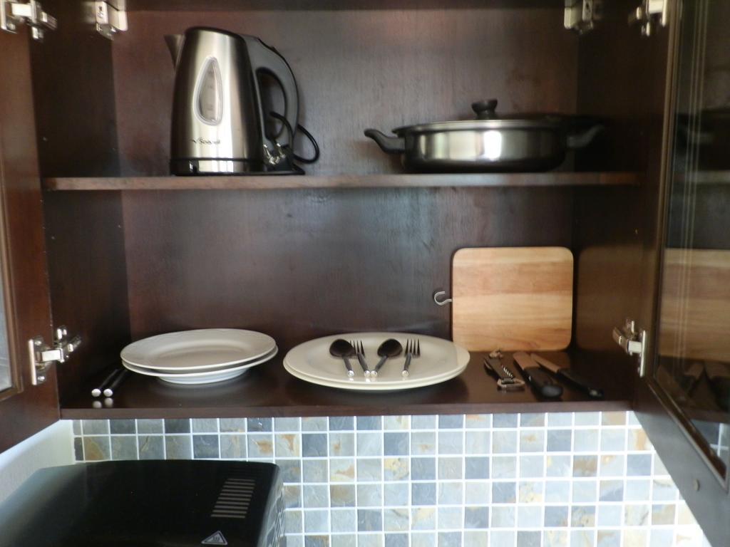 Ocean View Mini-Villa Wok Tum Room photo